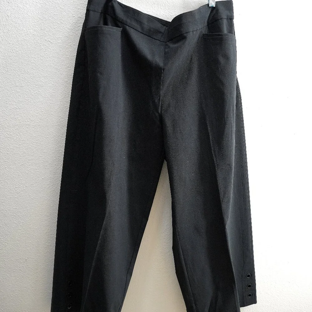 Chico's Black Brigitte Grommet Wide Leg Pants size 3 NWOTS - Picture 2 of 7